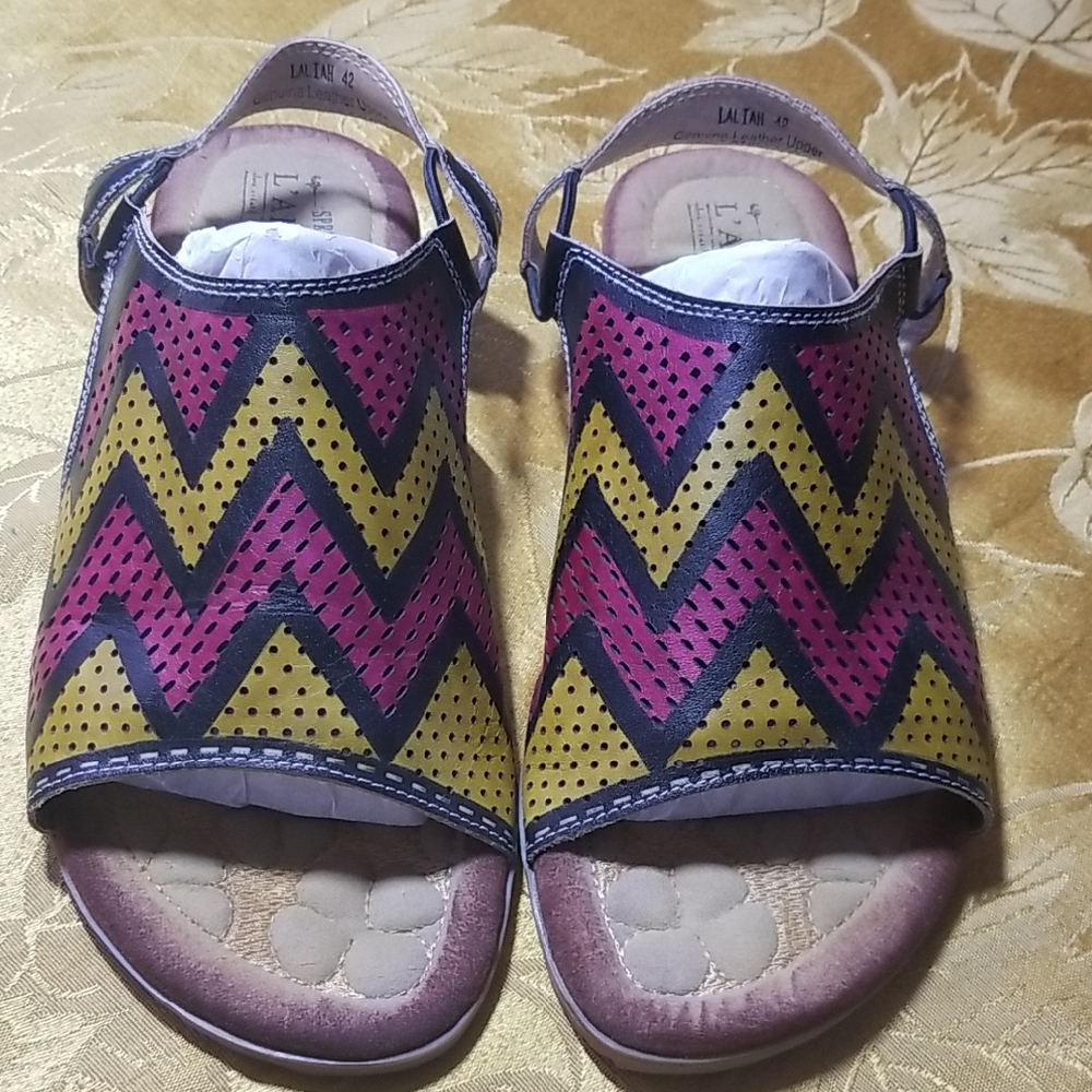 L'Artiste by Spring Step Multicolor Sandals